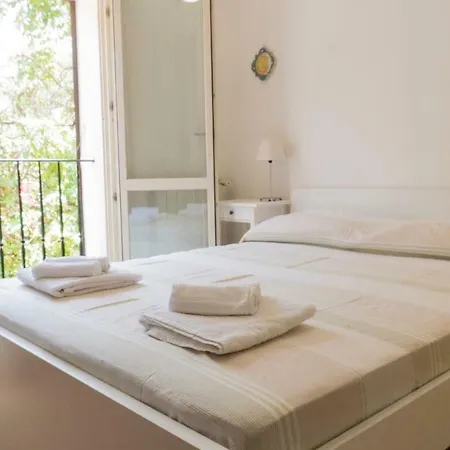 Casa Di Liliana - Elegant In The Nature Apartment Palermo