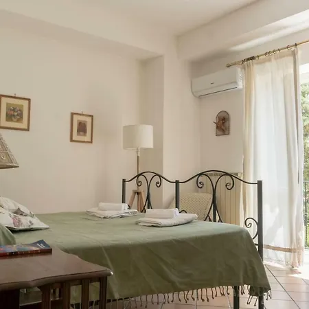 Casa Di Liliana - Elegant In The Nature Palermo